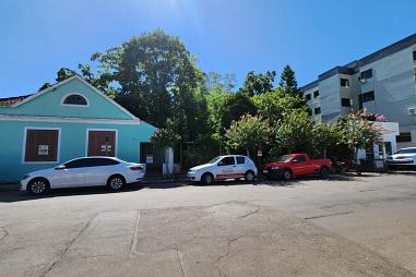 Casa, terreno e Sala comercial no Centro de Rolante