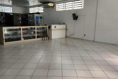 Aluga-se Sala comercial no centro de Rolante