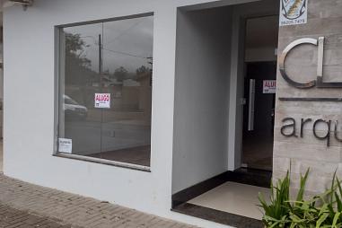 Aluga-se sala comercial no Centro de Rolante