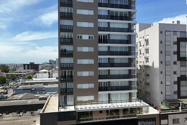 Vende-se apartamento no Edifício Pinheiro em Capão da Canoa