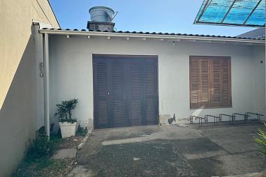 Aluga-se casa no Centro de Rolante/RS
