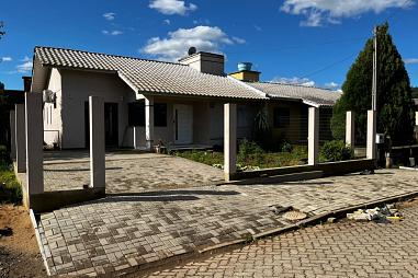 Vende-se casa no bairro Grassmann em Rolante/RS