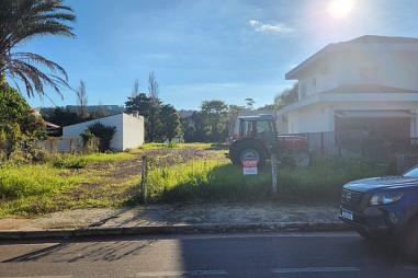 Vende-se terreno no bairro Contestado em Rolante/RS