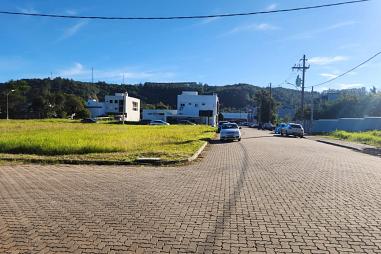 Vende-se terreno no Centro em Rolante/RS (Atrás campo do inter)