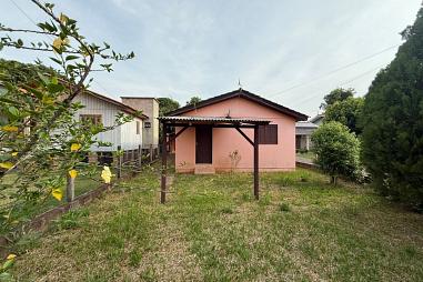Vende-se casa no centro de Rolante/RS