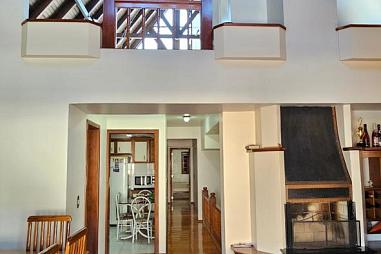 Vende-se apartamento duplex no Centro de Rolante/RS