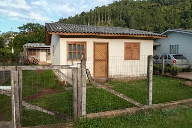 Vende-se casa no bairro Rio Branco em Rolante/RS