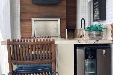 FRENTE MAR NA PRAIA DE BOMBAS (BOMBINHAS)