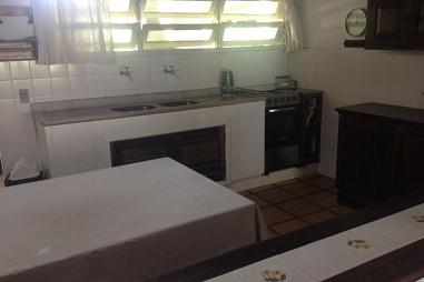 CASA EM BOMBINHAS(BOMBAS)