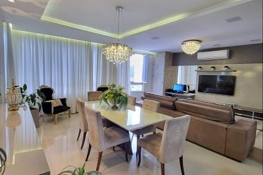 3 Suítes, 3 vagas de garagem, mobiliado, Barra Norte de Balneário Camboriú.