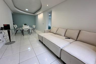 À poucos metros do mar, 02 Dormitórios, 01 vaga privativa, Balneário Camboriú.