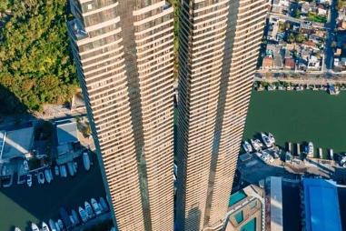 4 suítes, andar alto, 3 vagas garagem, Barra Sul de Balneário Camboriú.