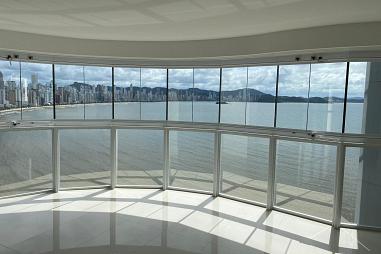 Ibiza Towers: 4 suítes, 4 vagas garagem, Avenida Atlântica de Balneário Camboriú, Novo.