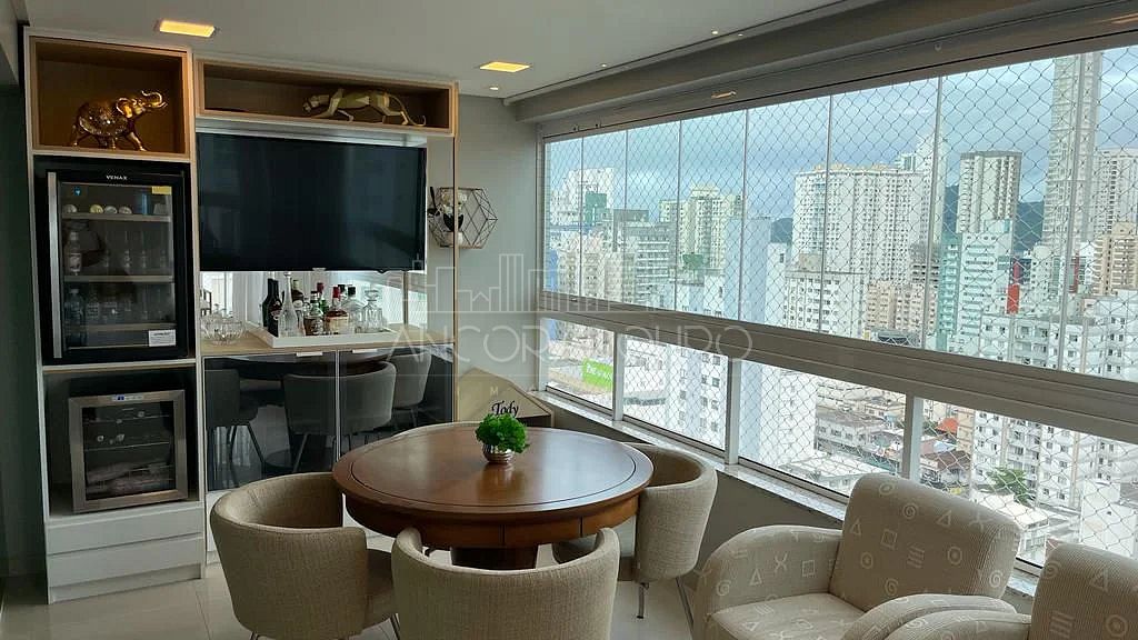 Apartamento, 3 quartos, 141 m² - Foto 1