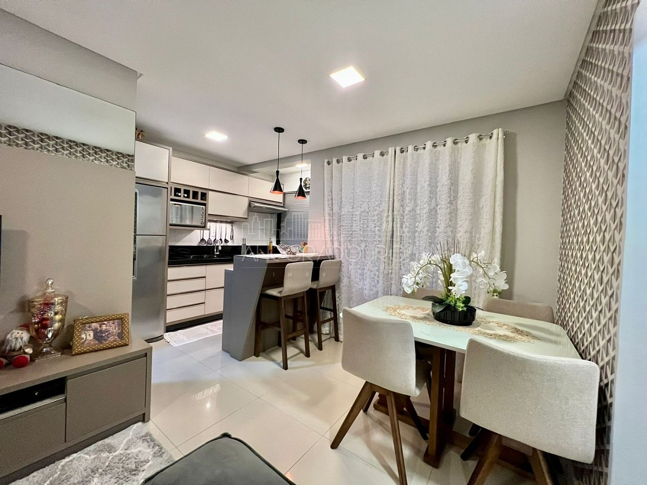 Apartamento à venda com 2 quartos, 59m² - Foto 1