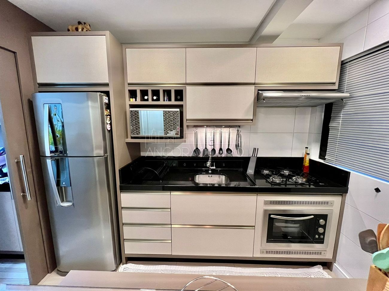 Apartamento à venda com 2 quartos, 59m² - Foto 4