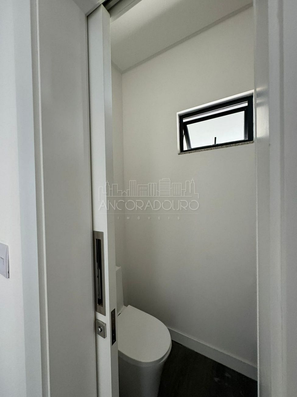 Casa de Condomínio à venda com 4 quartos, 225m² - Foto 17