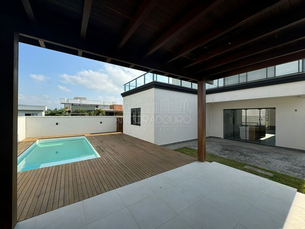 Casa de Condomínio à venda com 4 quartos, 225m² - Foto 18