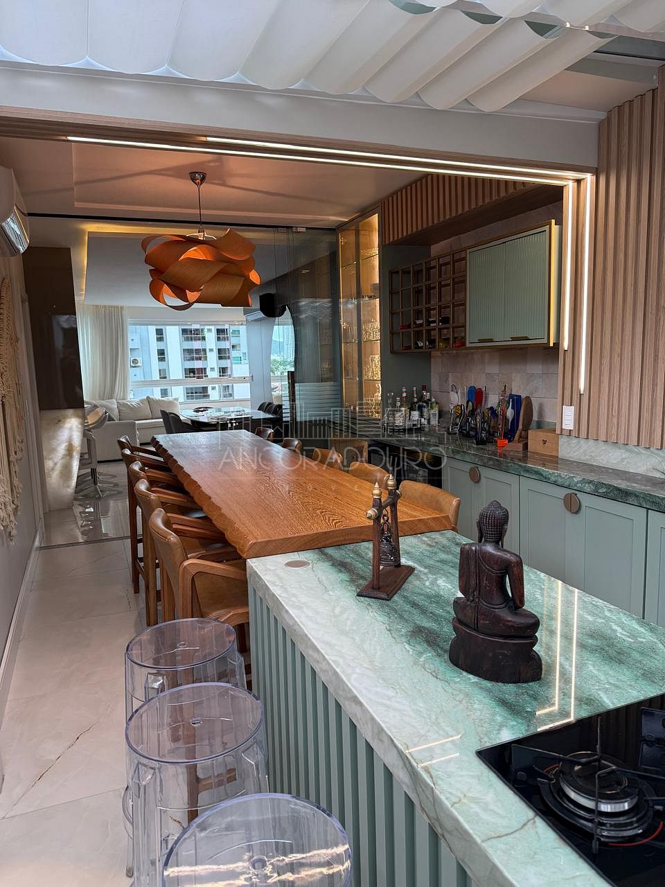 Apartamento, 3 quartos, 145 m² - Foto 2