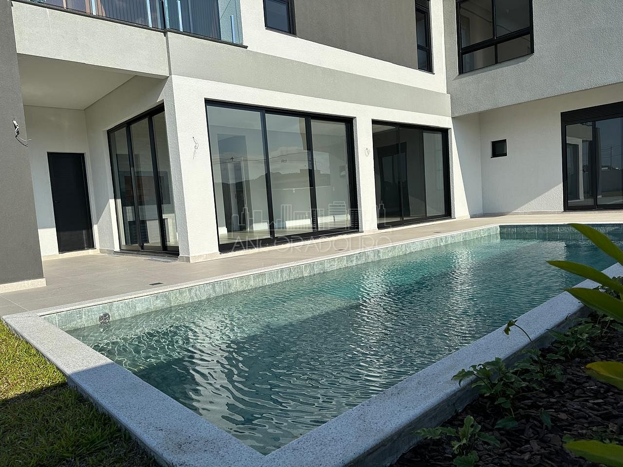 Casa de Condomínio à venda com 4 quartos, 380m² - Foto 15