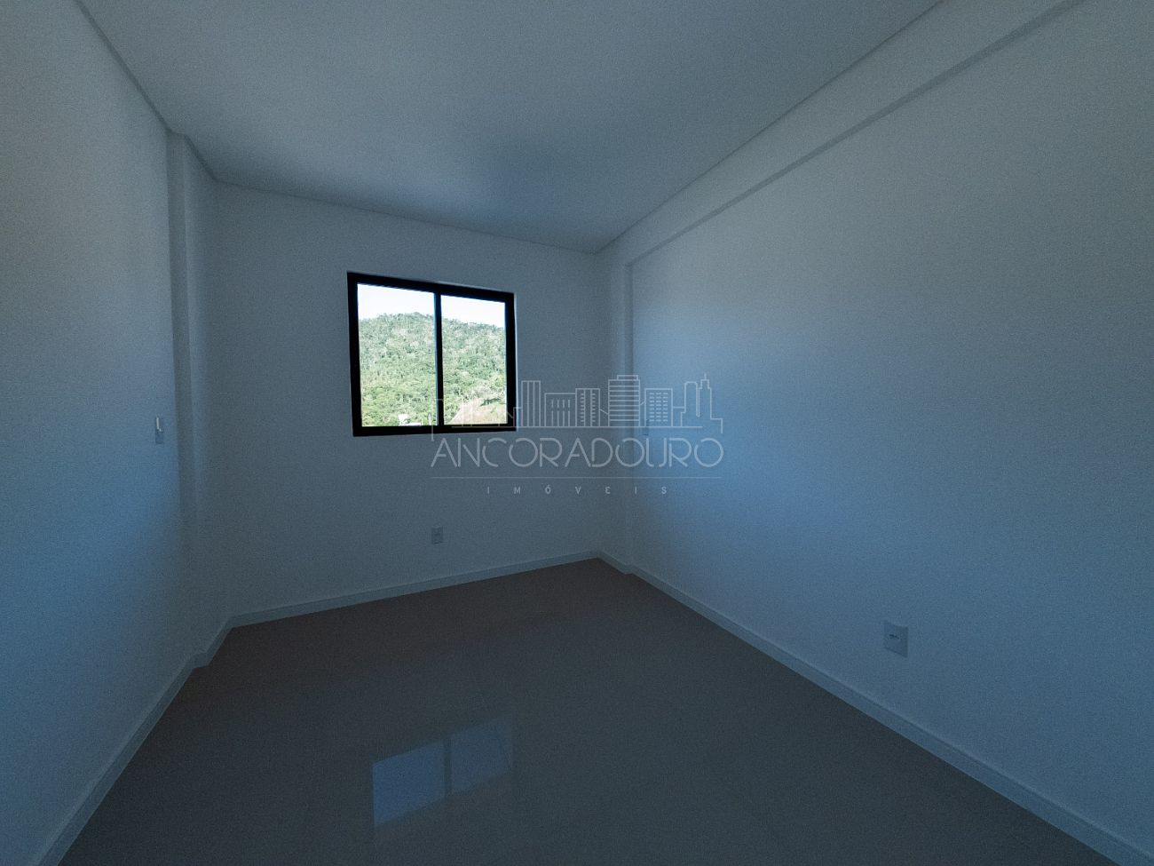 Apartamento à venda com 2 quartos, 70m² - Foto 18