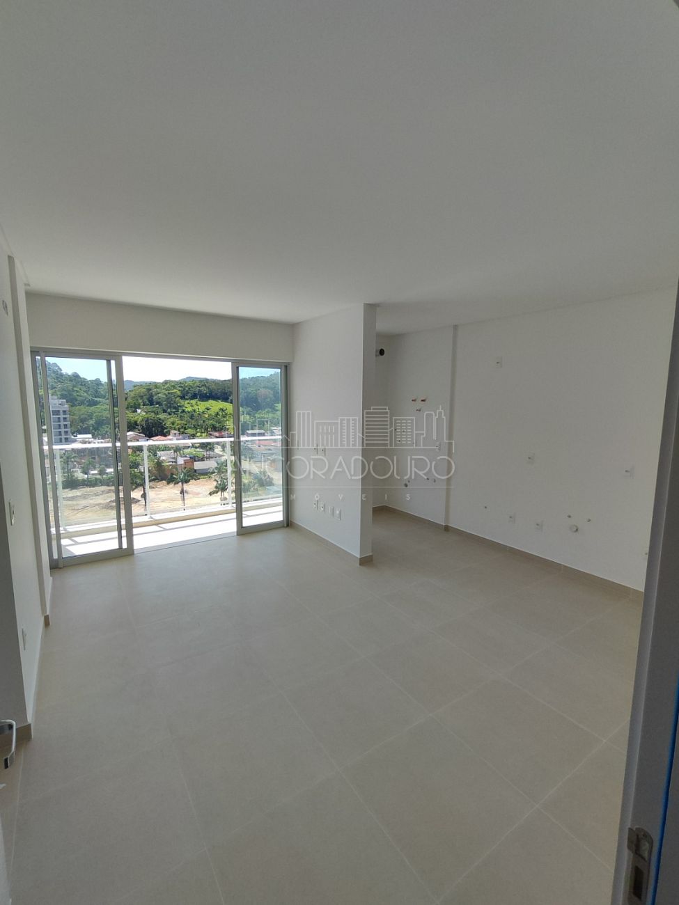 Apartamento à venda com 2 quartos, 67m² - Foto 6