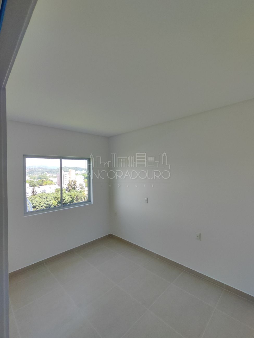 Apartamento à venda com 2 quartos, 67m² - Foto 9