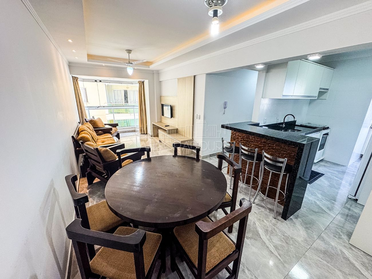 Apartamento, 2 quartos, 70 m² - Foto 1