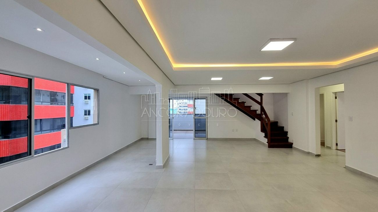 Cobertura, 4 quartos, 267 m² - Foto 2