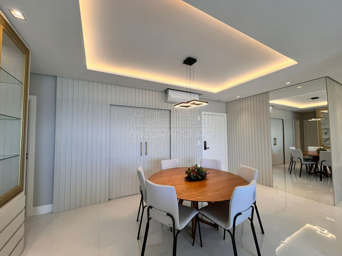 Apartamento, 4 quartos, 191 m² - Foto 7