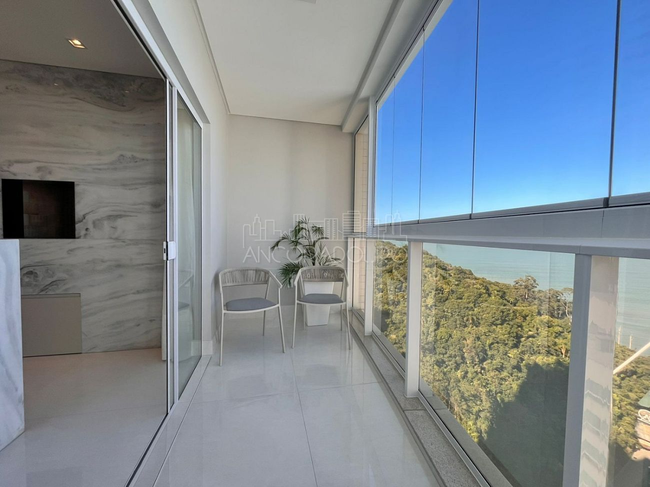 Apartamento, 4 quartos, 191 m² - Foto 2