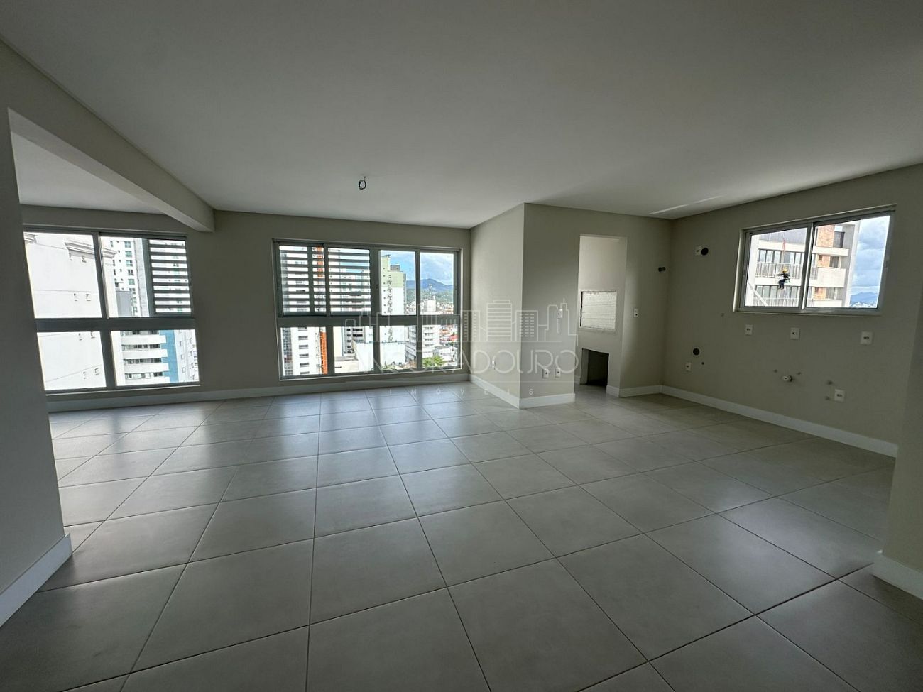 Apartamento, 2 quartos, 93 m² - Foto 1