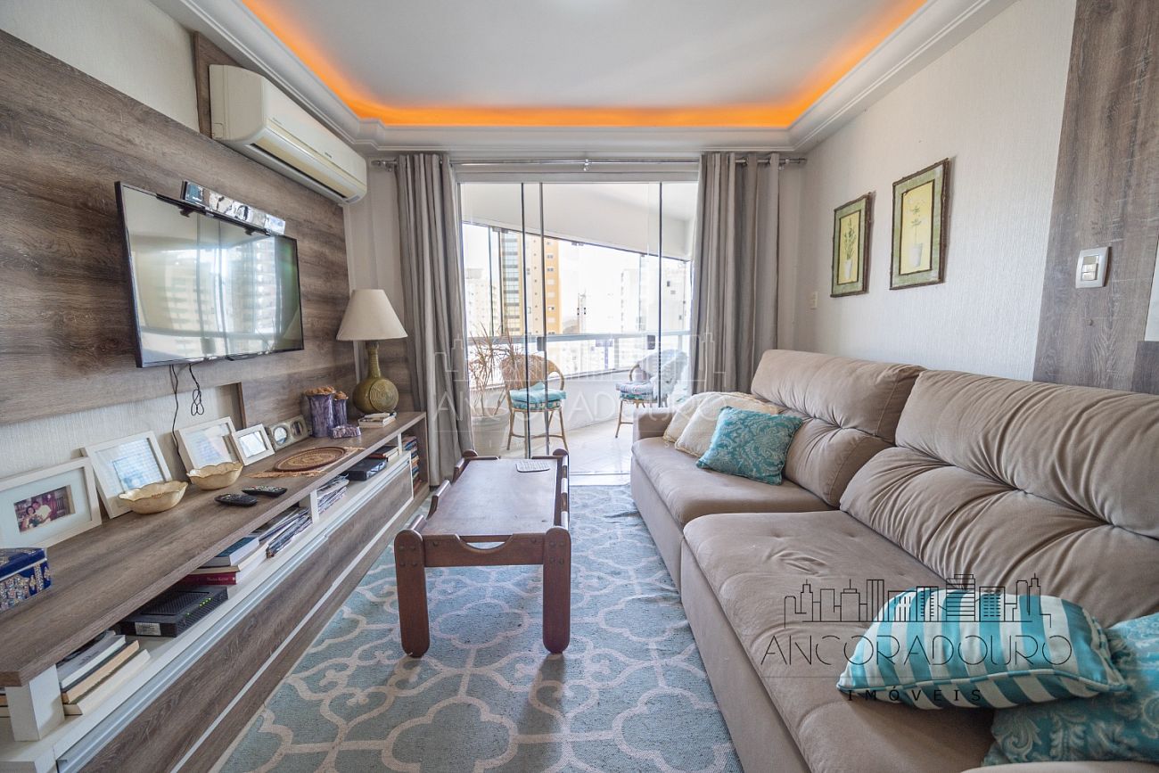 Apartamento, 3 quartos, 135 m² - Foto 1