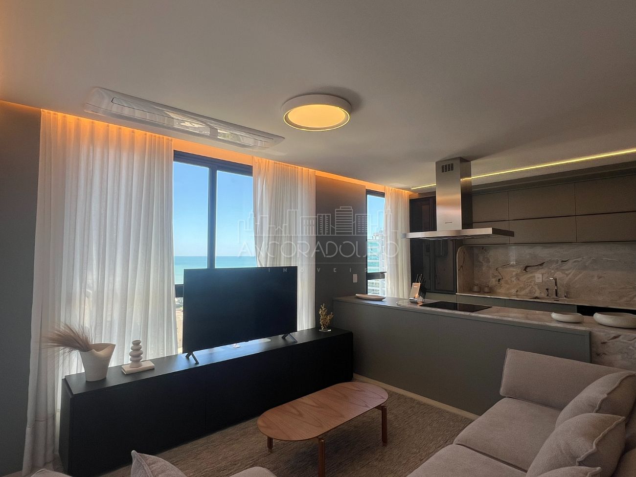 Apartamento, 3 quartos, 161 m² - Foto 2