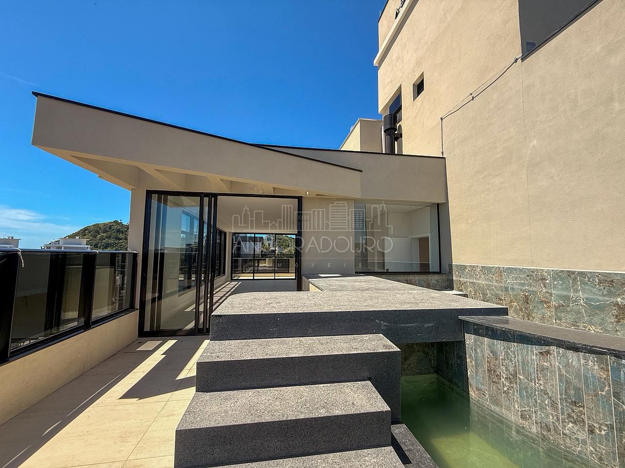 Cobertura, 4 quartos, 319 m² - Foto 9