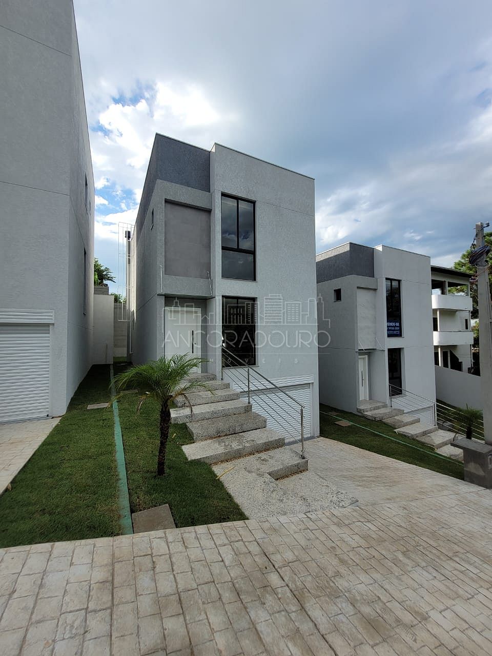 Casa, 4 quartos, 199 m² - Foto 1