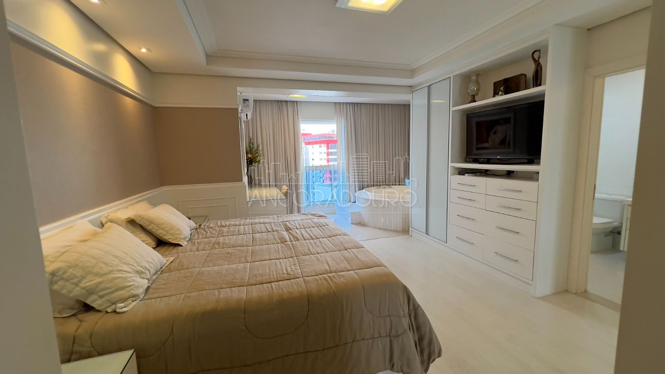 Apartamento, 3 quartos, 254 m² - Foto 10