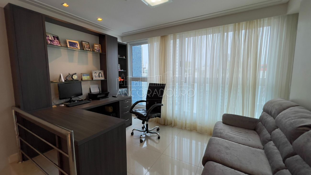 Apartamento, 3 quartos, 254 m² - Foto 4
