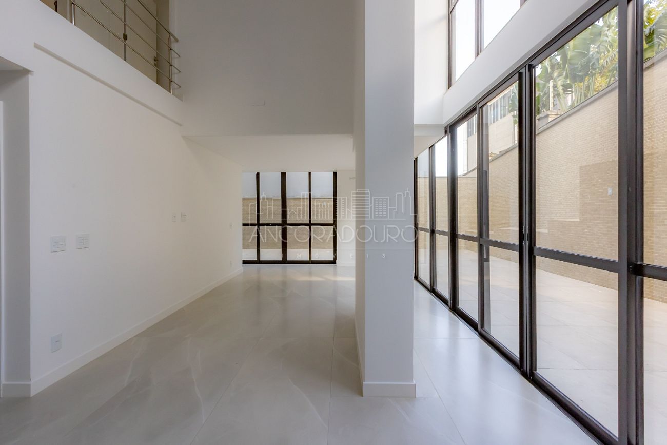 Apartamento, 4 quartos, 229 m² - Foto 1