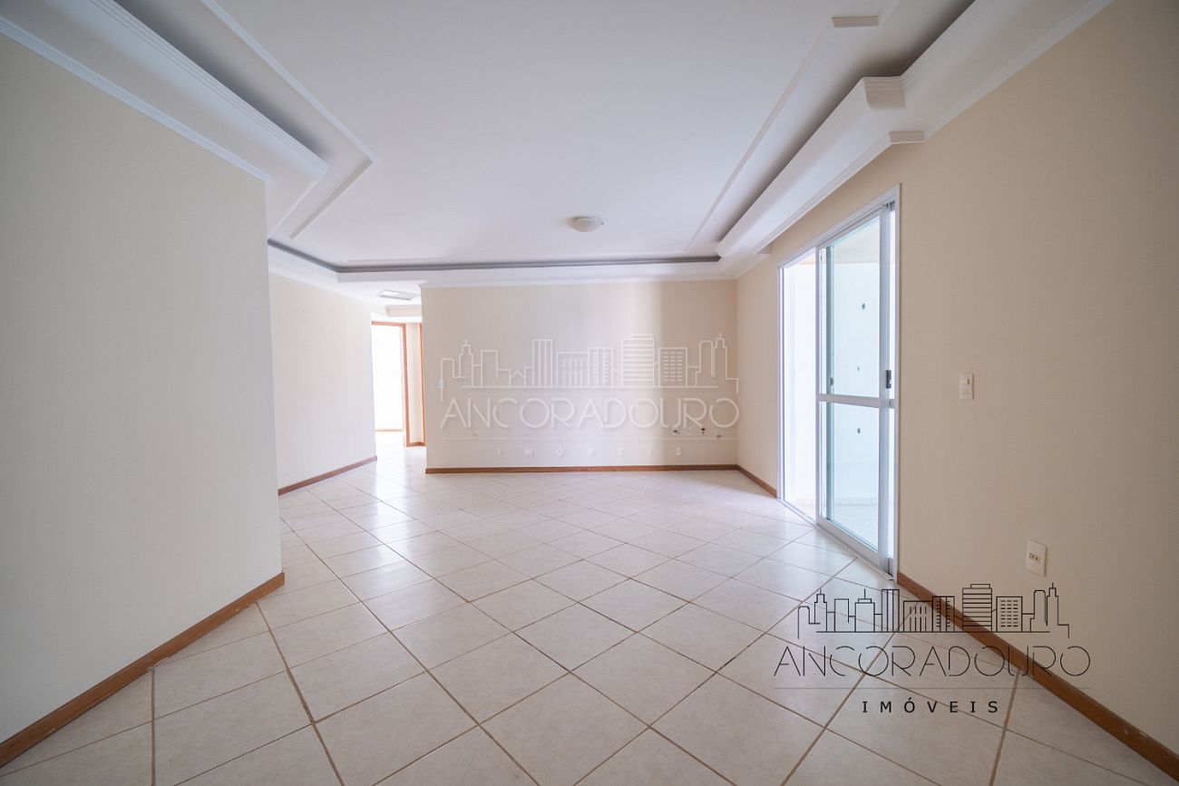 Apartamento, 3 quartos, 114 m² - Foto 2