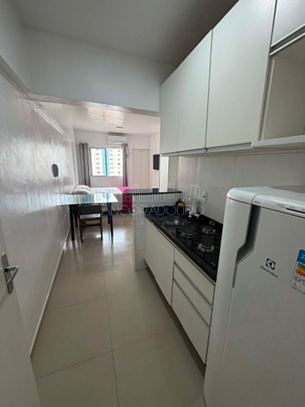 Apartamento, 1 quarto, 33 m² - Foto 2
