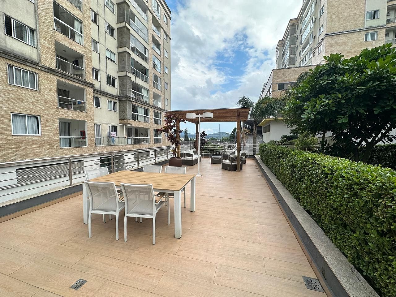 Apartamento à venda com 2 quartos, 147m² - Foto 17