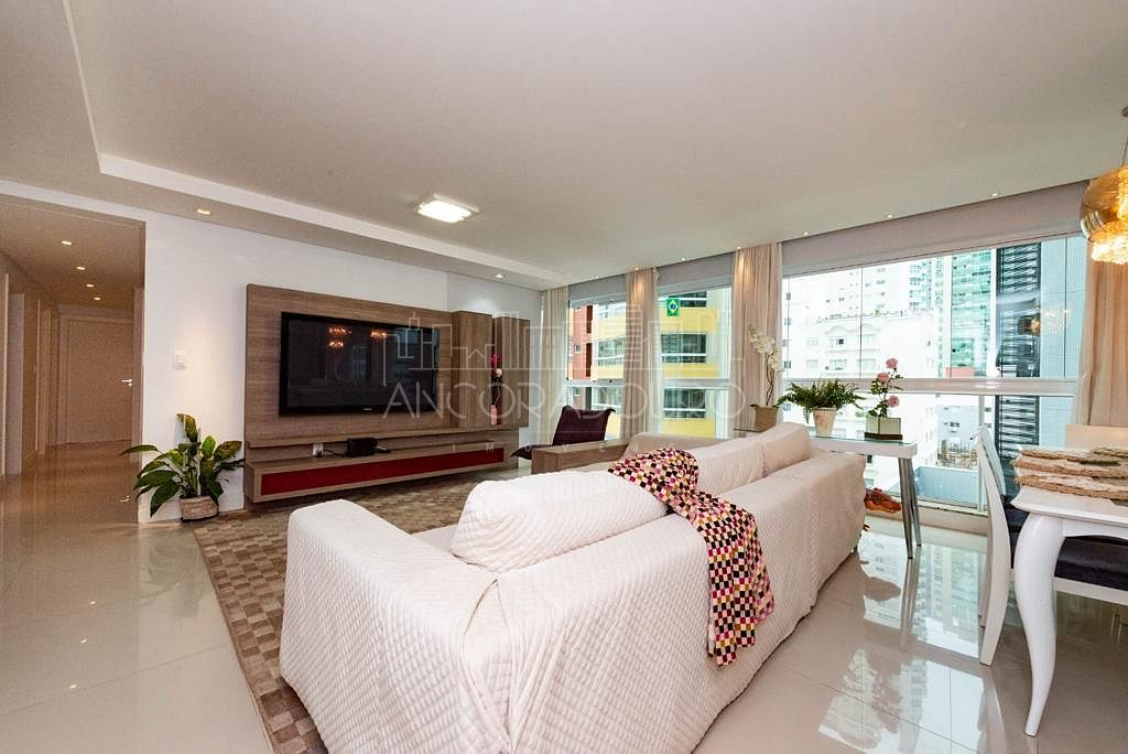 Apartamento, 4 quartos, 292 m² - Foto 2