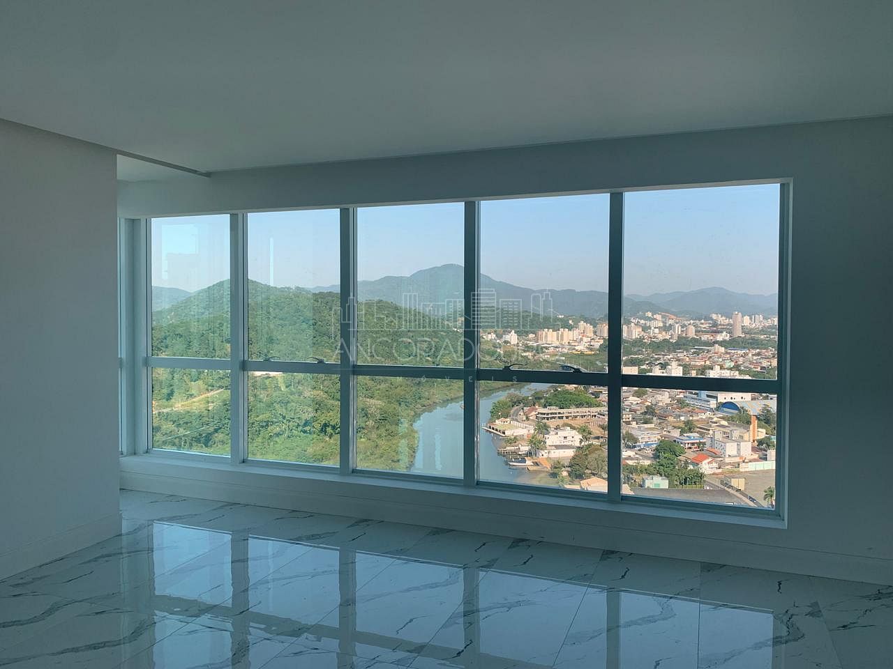 Apartamento, 3 quartos, 182 m² - Foto 2
