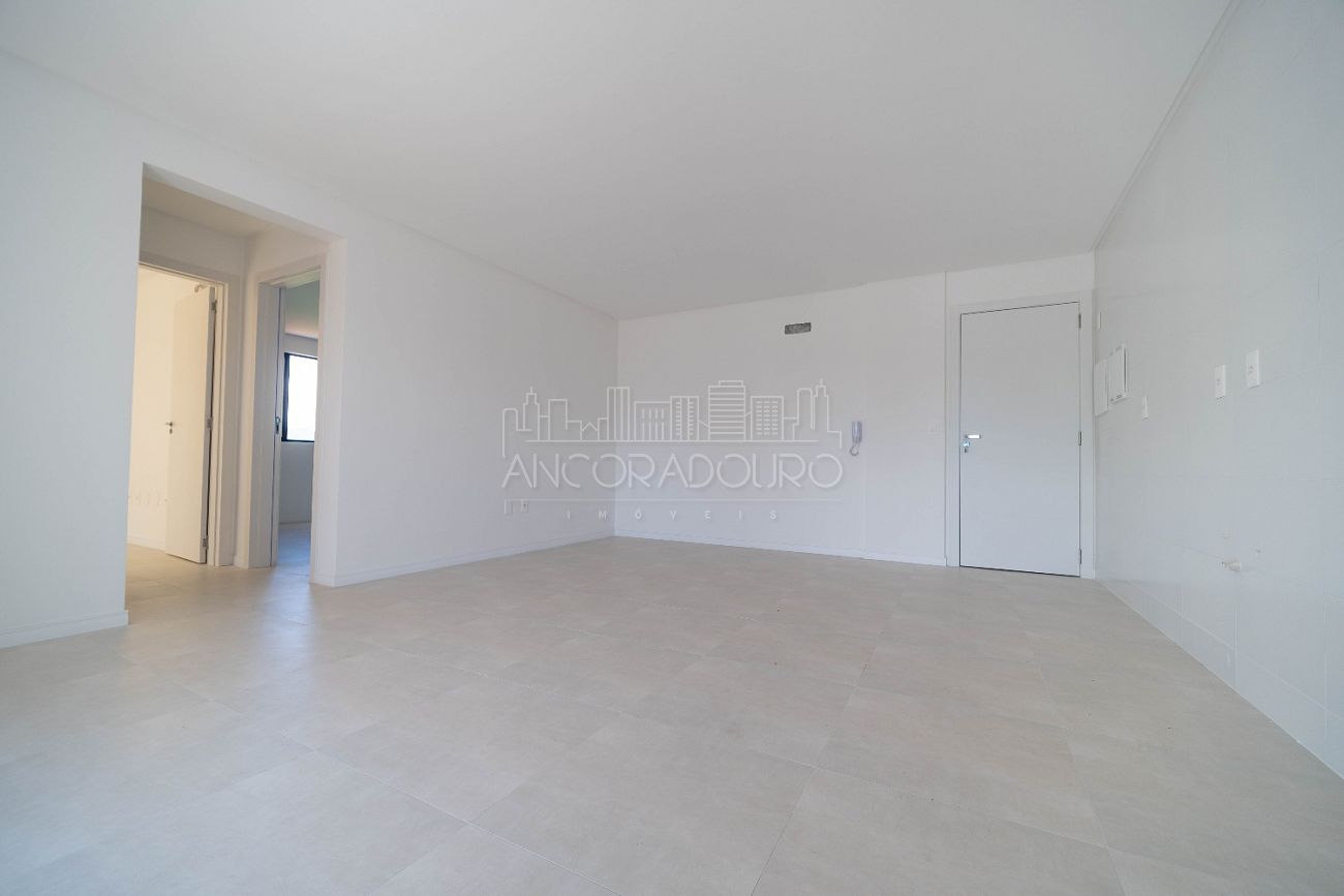 Apartamento à venda com 2 quartos, 77m² - Foto 4
