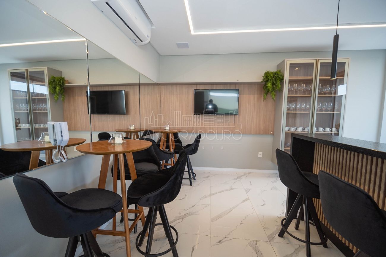 Apartamento à venda com 2 quartos, 77m² - Foto 41