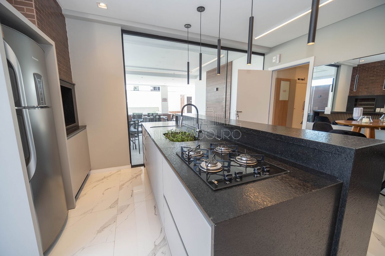 Apartamento à venda com 2 quartos, 77m² - Foto 27