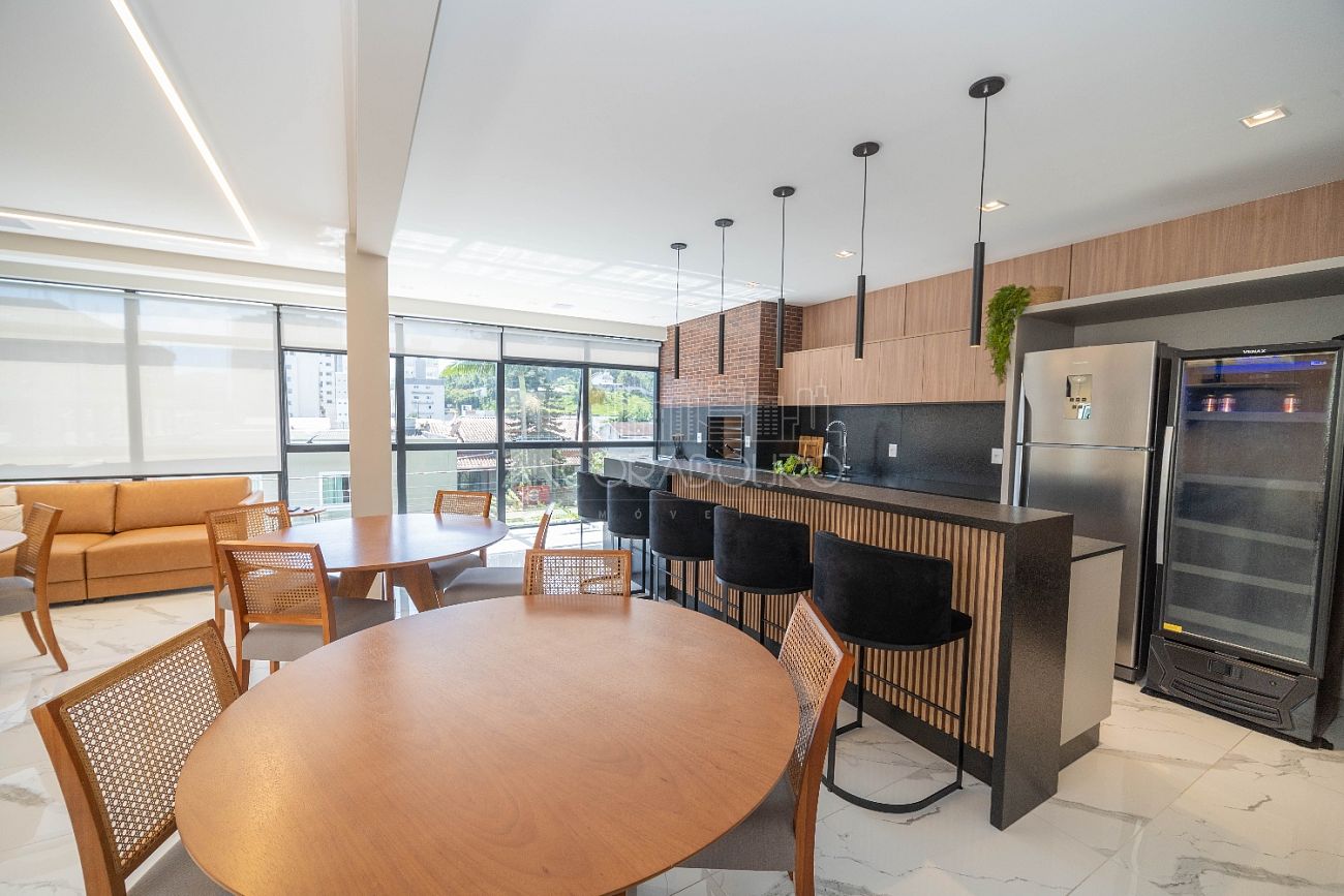 Apartamento à venda com 2 quartos, 77m² - Foto 32