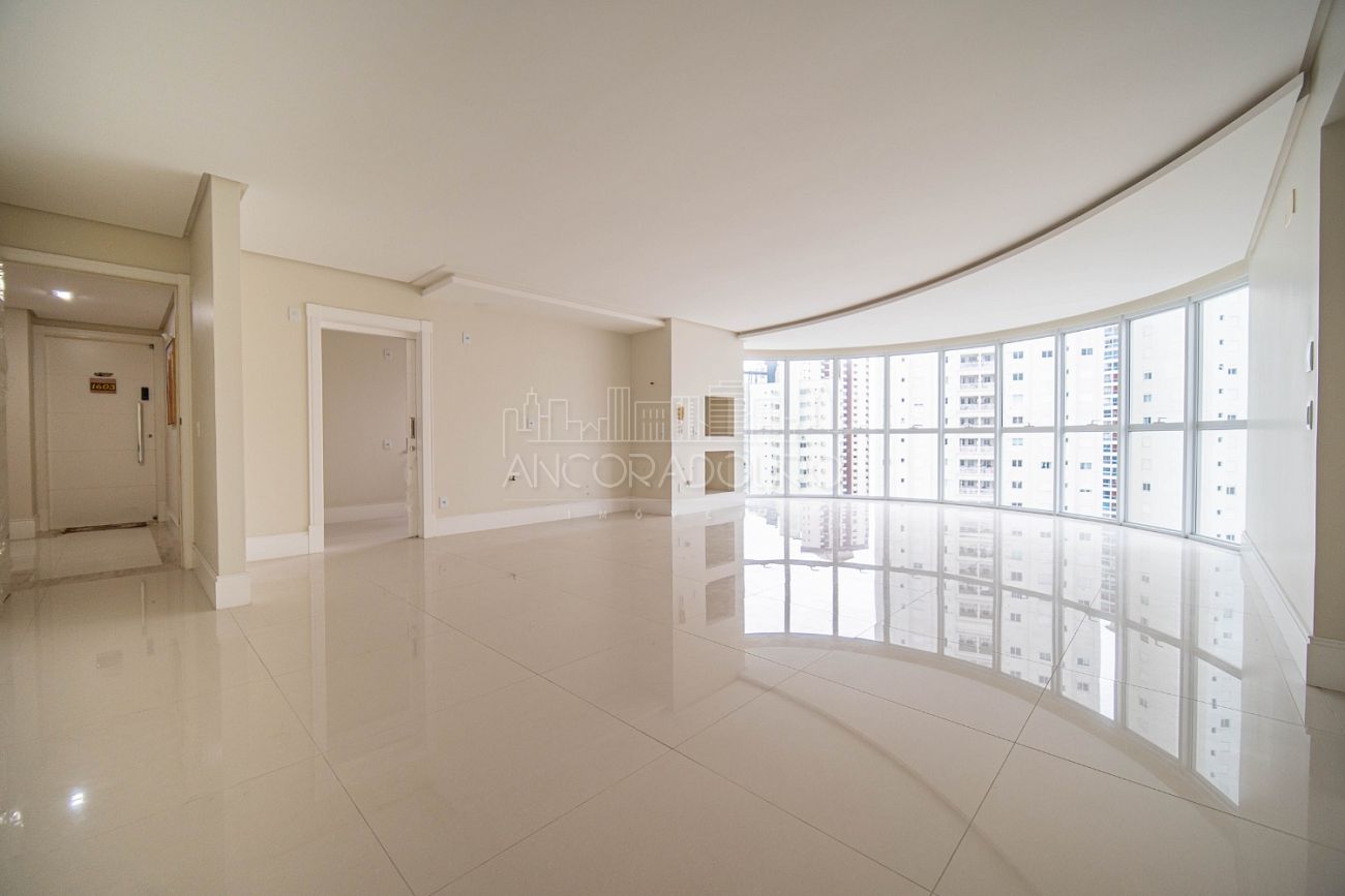 Apartamento, 3 quartos, 128 m² - Foto 2