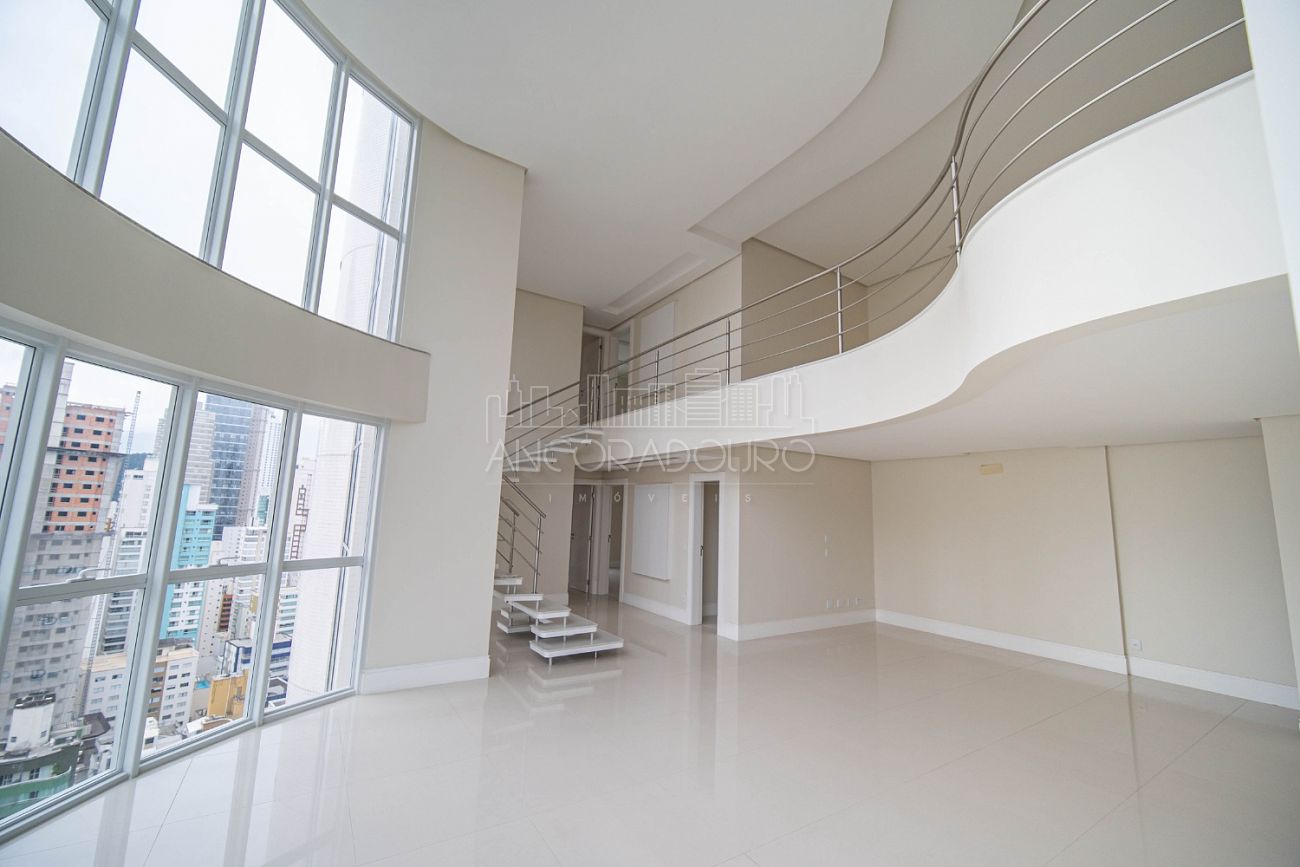 Apartamento, 4 quartos, 239 m² - Foto 2